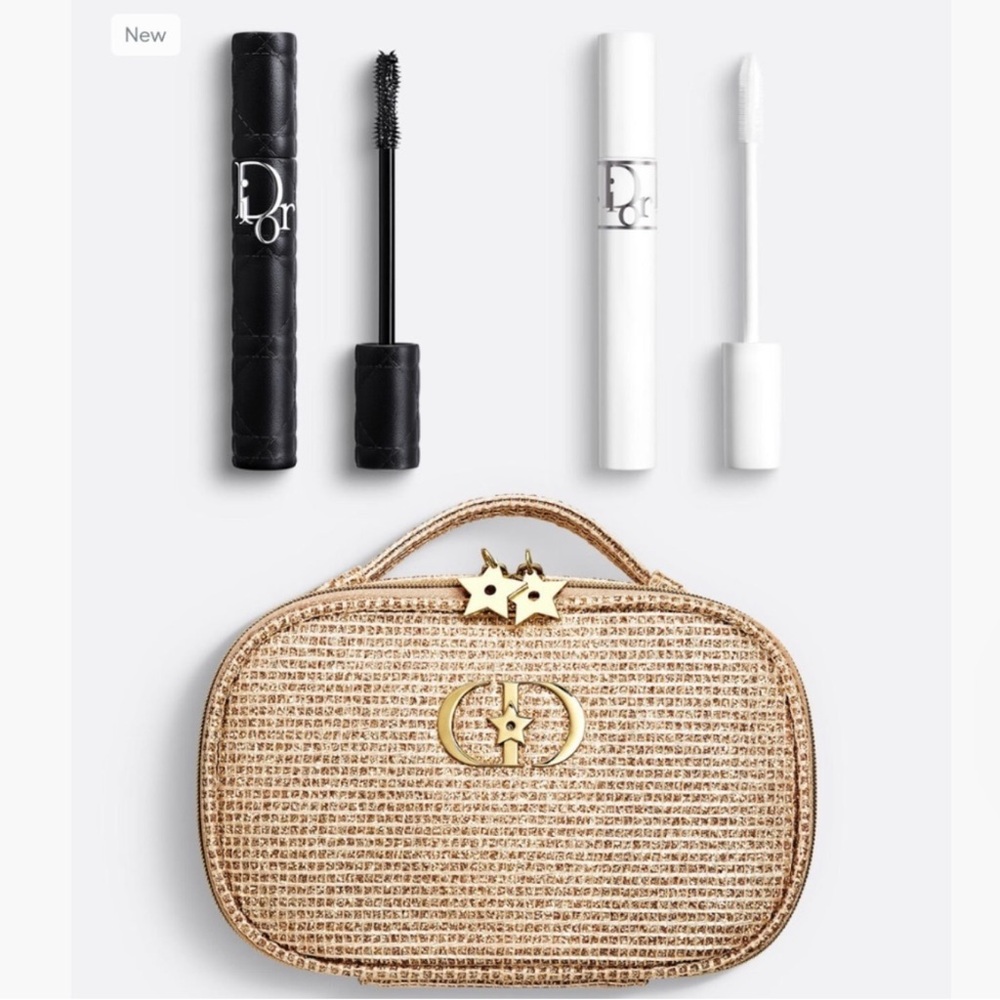 NWT Diorshow Volume and Definition
Essentials Holiday 2025 Gift Set